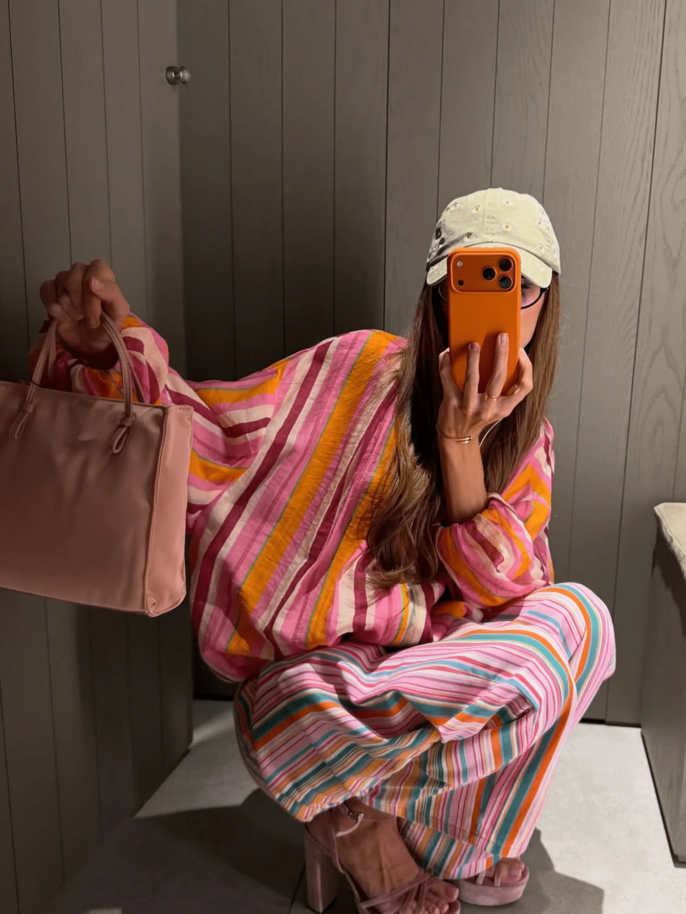 2026 Summer Fall Vacation Women's Colorful Striped Long Sleeve Regular Fit Stand Collar Polyester Coat With Zipper Detail For Spring Outfits - Red - View 1
