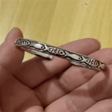 1件復古壓紋魚群手鍊，女款簡約可愛INS風個性時尚開口手鐲 - 復古銀色 - 查看 4