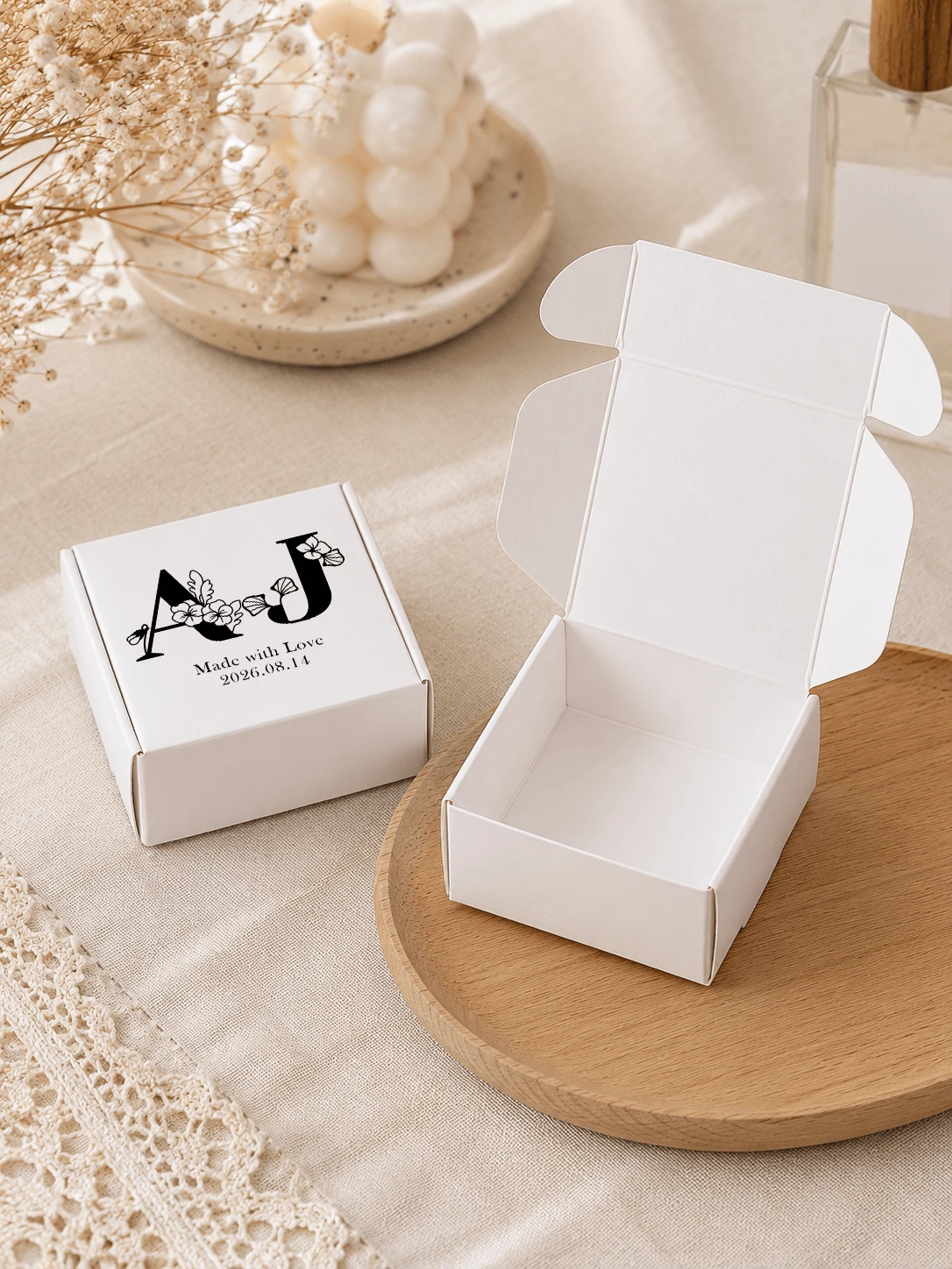 Customized Gift Box, Floral Initial & Text Gift Packaging Box, Cardboard Box Suitable For Jewelry, Soap, Candles, Small Gifts, Wedding Favors, Bridal Shower - Multicolor - View 1