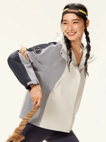 CAMEL CROWN 女款 3 合 1 防風防雨外套 春季戶外旅行用 - 拒油、防風、防雨登山外套 - 榛果灰循環灰墨灰 - 查看 2
