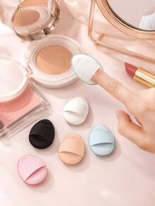 Mini Finger Cushion Makeup Sponge, Soft Teardrop-Shaped Powder Puff With Elastic Finger Strap, Precise Foundation And Concealer Applicator, Suitable For Face, Nose, Under Eyes And Lips, Creates Smooth And Even Makeup Effect, Portable Beauty Tool, Ideal For Daily Makeup And Travel - Multicolor - View 4