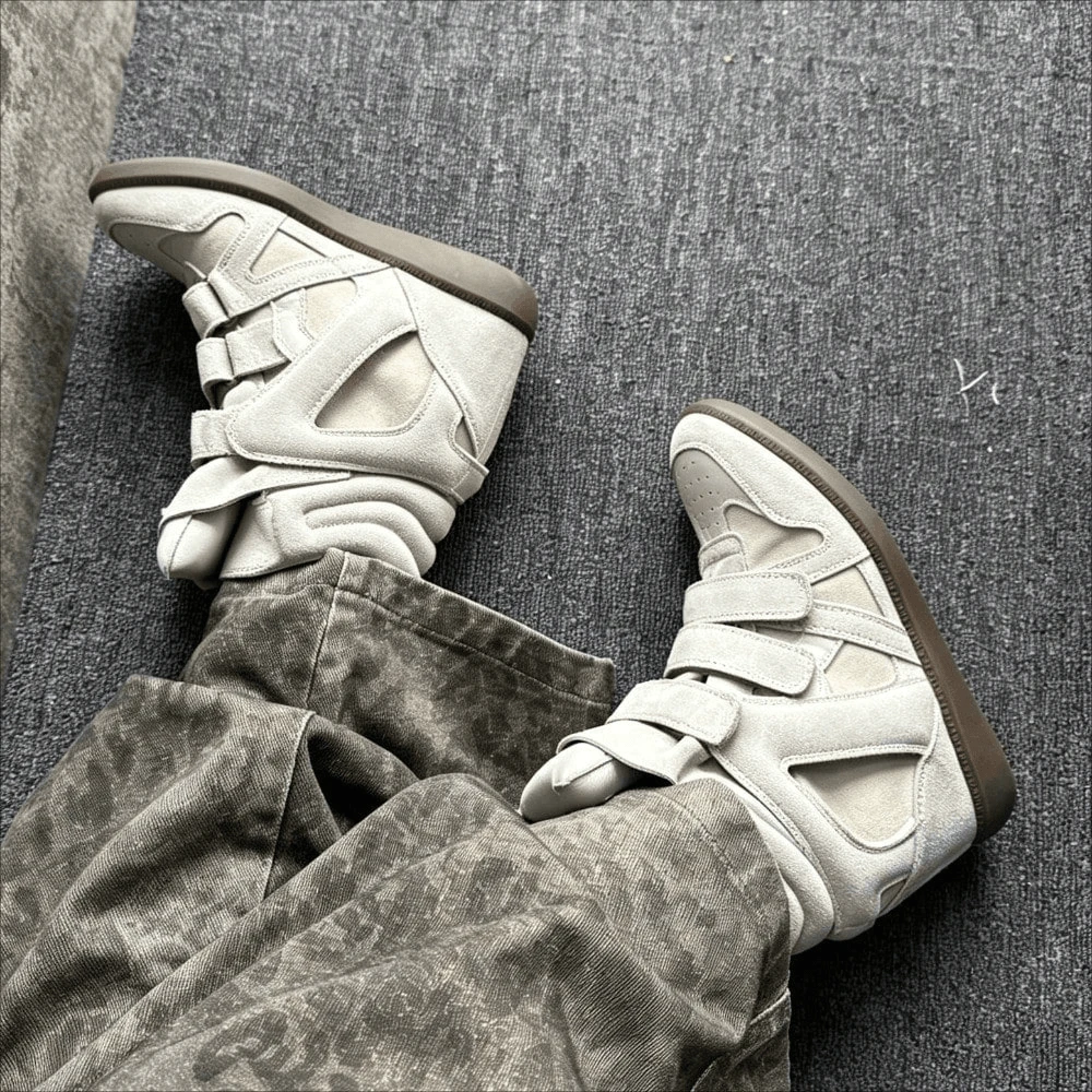 New 2026 Women's Casual Sneakers With Hidden Wedge, High-Top, Combined, Flat - 復古白 - 查看 1