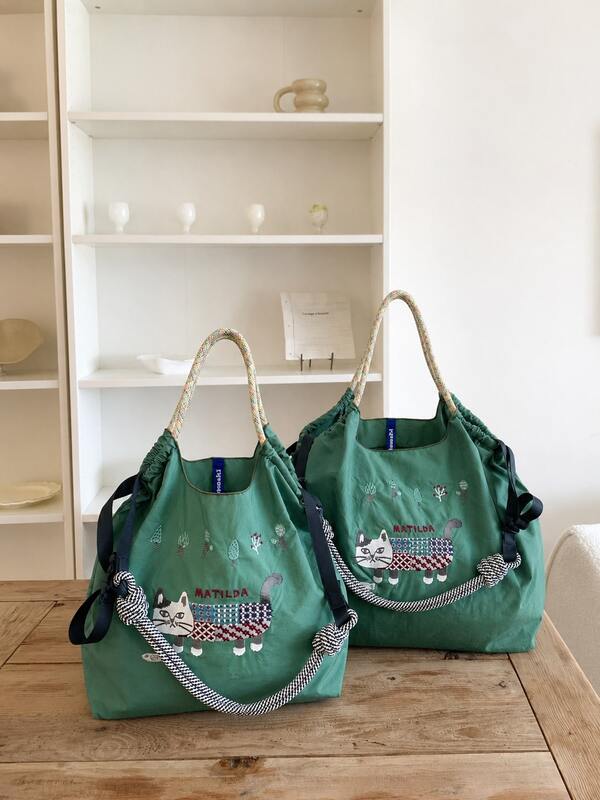 新款女款單肩包復古貓咪刺繡尼龍托特包大容量手提包通勤包購物休閒度假派對驚喜禮物