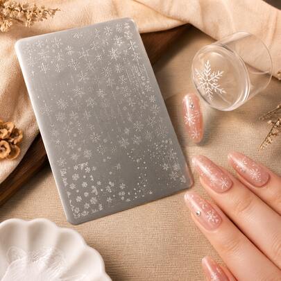 1PC Christmas Snowflake Print Steel Plate, Winter Atmosphere Nail Art Style, Six-Petal Snowflake Pattern, Snowy Crystal Print, Winter Element Nail Art, Christmas Holiday Pattern, Snow Crystal Transfer Steel Plate, Winter Atmosphere Pattern, Snowy Landscape Ornament Totem, Sparkling Star Element, Silver White Snowflake Totem, Winter Holiday Atmosphere, Christmas Tree Ornament Image, Bell Gingerbread Man Element, Winter Snowy Landscape Element, Warm Winter Atmosphere Pattern, Nordic Style Winter Print, First Snow Atmosphere Nail Art, Frost Flower Glass Pattern, Holiday Party