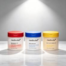 Medicube Zero Pore Pads, Kojic Acid Turmeric Clarifying Toner Pads, Red ...