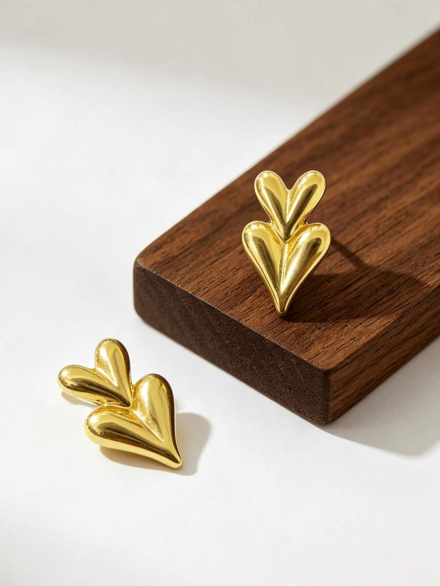 European And American Style Stacked Heart Metal Stud Earrings For Women, Versatile And Elegant - Multicolor - View 1