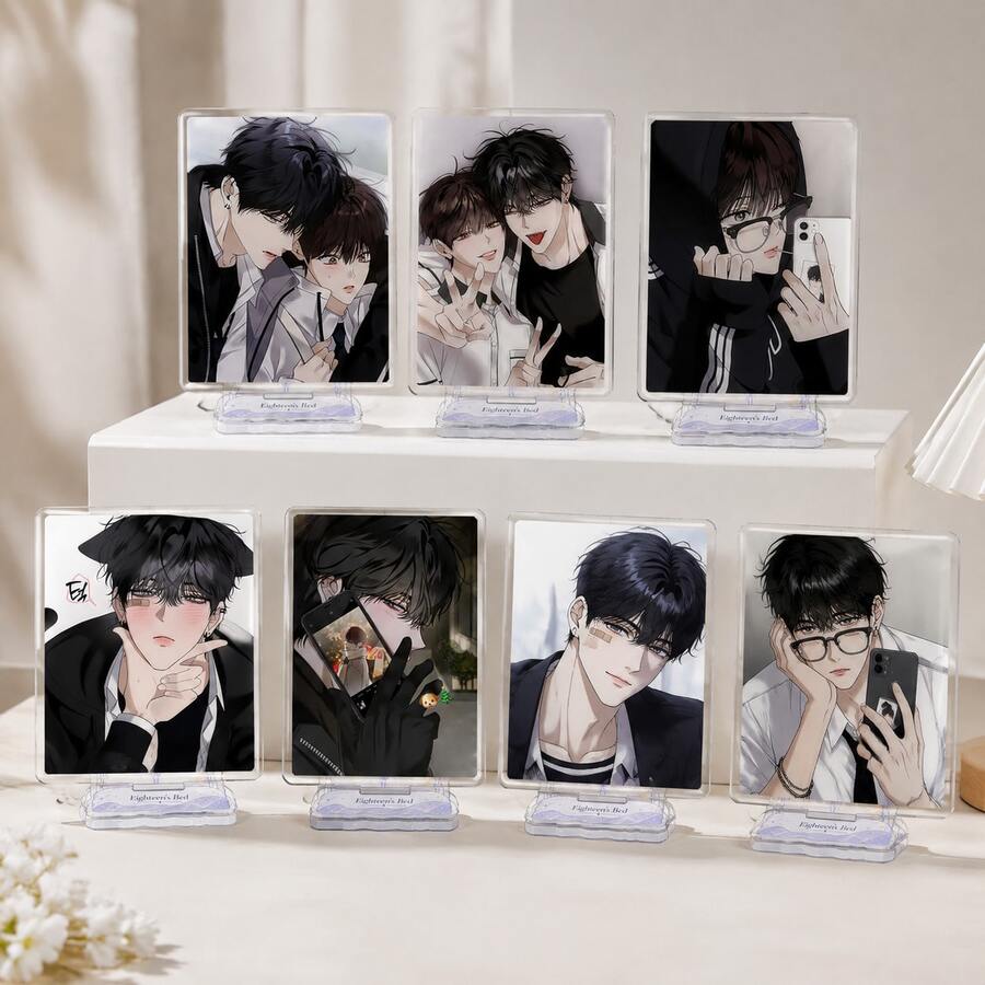 Eighteens Bed BL Manhwa Acrylic Standee Keychain, Main Characters Desk Decor Pendant, Anime Collectible Gift 15cm - Multicolor - View 1
