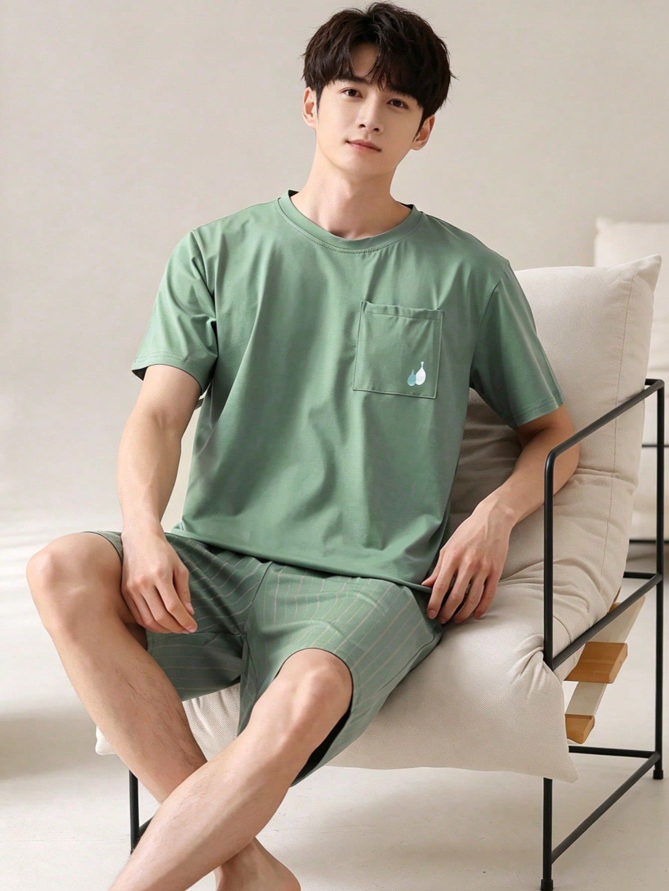 AICJ 男士純色休閒寬鬆極簡可穿搭春夏口袋圓領短袖格紋短褲居家睡衣套裝 2件組 - 薄荷綠 - 查看 1
