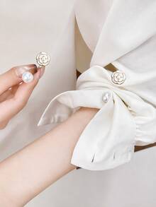 2/4/6pcs Flower Pearl Pants Leg Shortening Buttons, Prevent Pants Leg Dragging. Hidden Button Pants Leg Closure Design, Seamless Fit, Effectively Prevent Pants Leg Dragging. Suitable For Jeans And Casual Pants, Waterproof, Portable, Durable - A - View 8