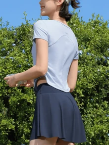 CAMEL CROWN 女款戶外運動T恤，快乾透氣跑步健身運動服 - 牽牛花藍 - 查看 2
