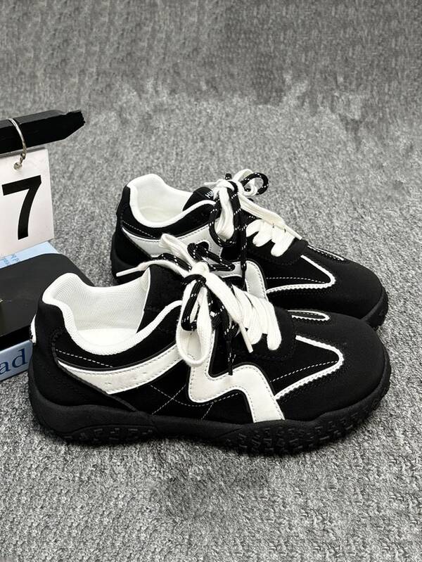 Nuevos zapatos deportivos elegantes y casuales de moda, zapatillas con cuña y suela gruesa, zapatos de estilo nuevo para mujer, transpirables y versátiles, zapatos casuales, zapatos de entrenamiento, estilo de ballet deportivo, zapatos deportivos versátiles para estudiantes, zapatos planos blancos con cordones, zapatos deportivos, zapatos, zapatos para mujer, zapatos deportivos para mujer, zapatos cómodos para mujer, rendimiento, zapatos deportivos elegantes para mujer, zapatos elegantes para mujer, tenis, zapatos deportivos para mujer,