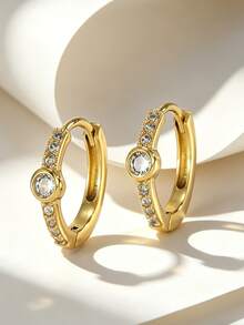 Charm-In أقراط حلقية صغيرة مطلية بالذهب عيار 18 قيراط للنساء مرصعة بالزركونيا المكعبة، مجوهرات رقيقة للاستخدام اليومي والحفلات والزفاف والهدايا - الذهب / الحجر الأبيض - مشاهدة 1