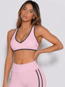 Never me Women's Colorblock Trim V-Neck Sports Bra For Yoga, Pilates, Outdoor Jogging, Daily Commute - Pink - View 4