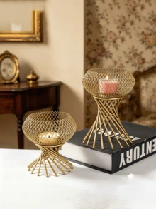 1pc Gold Wrought Iron Candle Holder With Matching Clip (Candle Not Included), Desktop Candle Holder Base Decor, Suitable For Halloween, Christmas, Wedding, Celebration, Bar, Restaurant Atmosphere Decoration, Birthday, Holiday, Housewarming Gift - Gold - View 4
