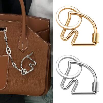 Horse-Shaped Bag Charm Car Keychain, Waist Hanging Key Ring With Horse Pattern, Bag Pendant Ornament, Hardware Spring Buckle Keychain, Car Key Chain Accessory, Suitable For Phone Bag Hook, Perfect For DIY, Key Chain Bag Clip Hook Dog Chain Buckle, High-Quality Luxury Handbag Accessory, Perfect For Adding Fashion Sense To Your Bag, Suitable For Daily Use, Valentine's Day Gift, Christmas