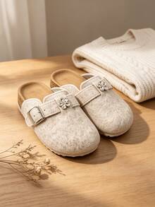 1 Pair Beige Kids Felt Clog Shoes, Rhinestone Flower Buckle Strap Backless Slip-On Mule Slippers, Cork Footbed Indoor House Shoes, Unisex Daily Style - Beige - View 7