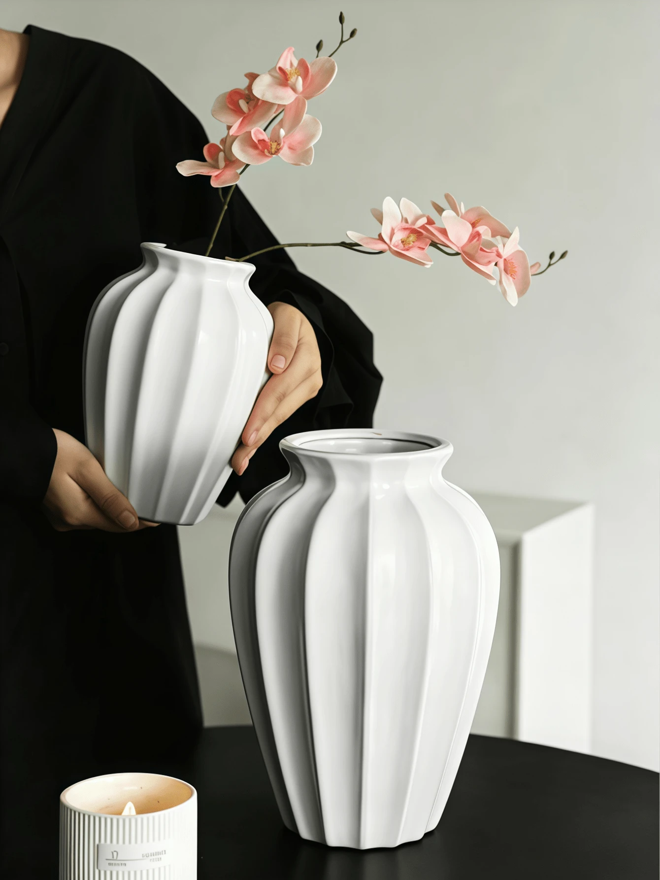 1件耐碎仿陶瓷塑料花瓶,現代極簡居家裝飾,白色條紋紋理圓柱設計,優雅多功能裝飾花瓶,適用於婚禮、辦公室、季節性展示,室內/室外全年使用 - 1PC - 查看 1