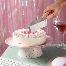 1pc Metal Adjustable Cake Cutter, All-In-One Cake Slicer, Non-Slip Soft Rubber Handle, One-Cut Slice And Hold Cake Without Crumbling, Suitable For Cake, Pizza, Pie, Bread, Home Baking Party Cake Dividing Tool, Easily Slice And Transfer Pastries, Easy To Clean Kitchen Gadget - View 8