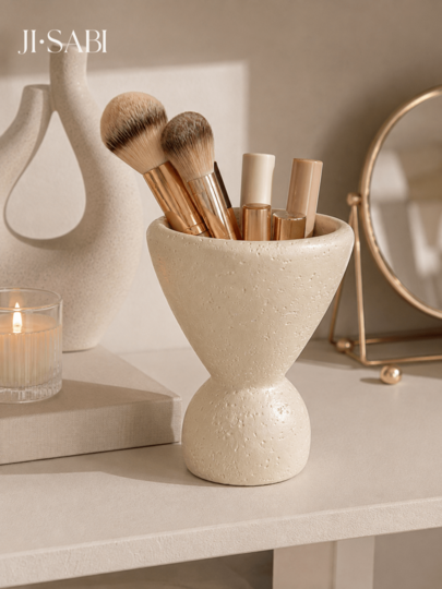 1pc Textured Cream Makeup Brush Holder, Abstract Goblet Shape Vanity Desk Organizer, 2‑In‑1 Cosmetic Storage & Dried Flower Vase, Minimalist Wabi‑Sabi Style Bathroom Dresser Home Decor