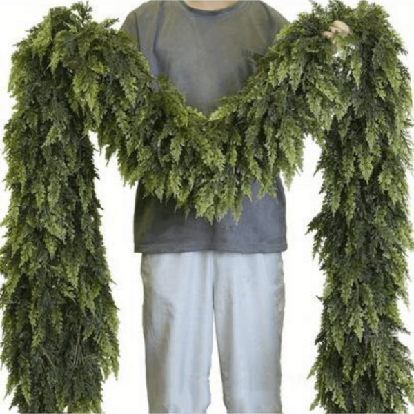 180cm/70.86in 人造聖誕花環，逼真諾福克松藤蔓花環，栩栩如生的常綠植物掛飾，適用於壁爐架、門、窗戶、餐桌、門廊、牆壁，室內外節日裝飾，聖誕派對、感恩節家居裝飾