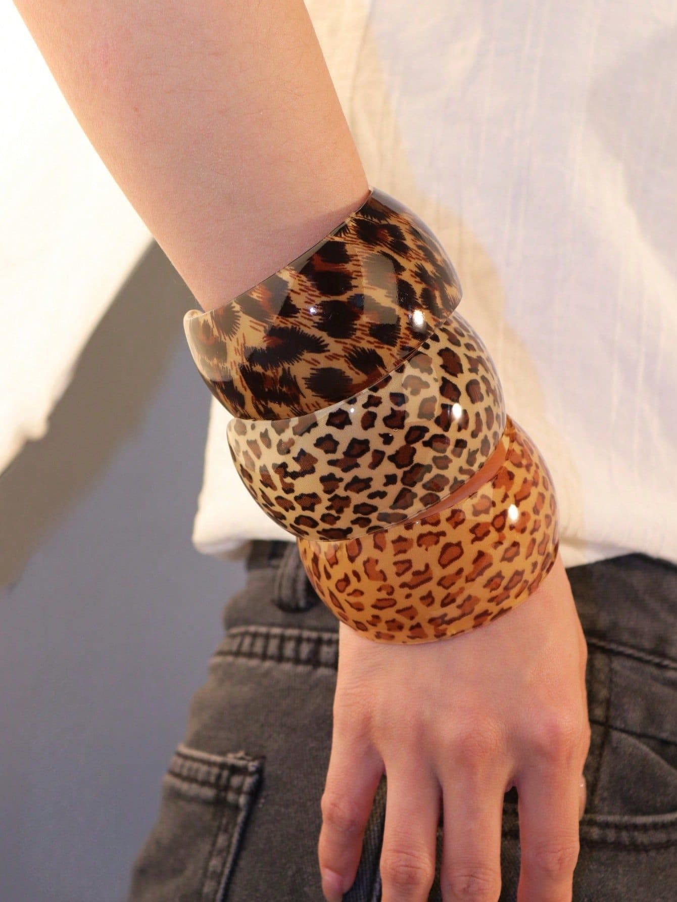1pc Leopard Print Round Open Acrylic Bracelet, Minimalist Personalized Women's Bangle - Earth Yellow 1 - View 1