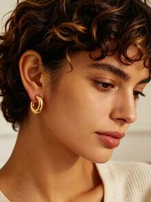 Charm-In 18K Gold Plated Chunky Open C‑Shaped Hoop Earrings For Women Thick Smooth Gold Huggie Hoops, Minimalist Statement Jewelry For Daily Wear & Party - Gold - View 2