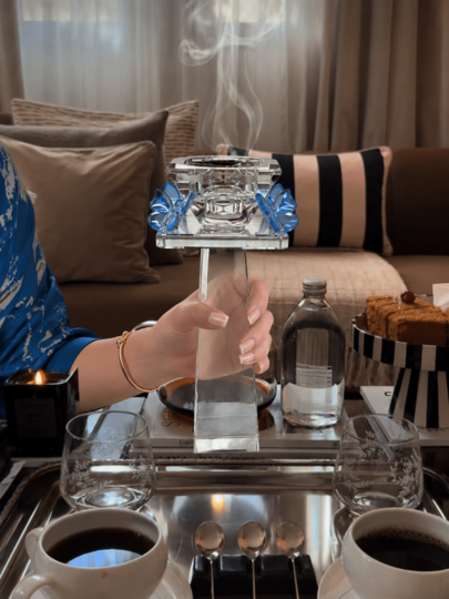 This Newly Designed Incense Burner, With A Stylish Design Inspired By The Gulf Region, Is Specifically Crafted For Agarwood And Spices, Showcasing Your Elegant Taste And Perfectly Complementing Your Home Environment, Whether For Daily Personal Use Or Gatherings With Friends And Family.