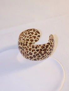 1pc Leopard Print Round Open Acrylic Bracelet, Minimalist Personalized Women's Bangle - Yellow 1 - View 3