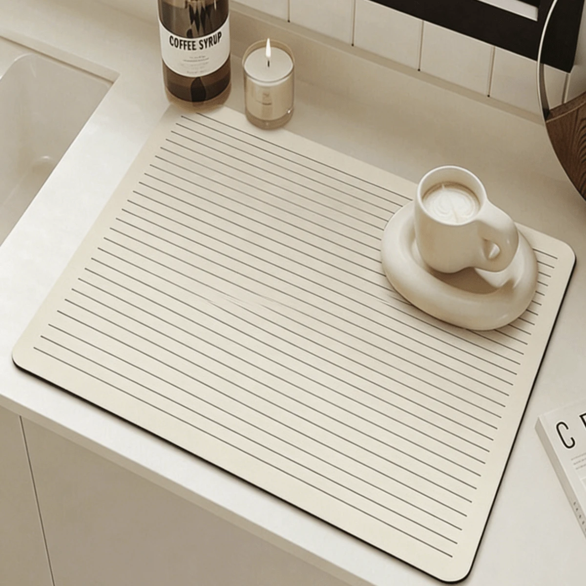 1pc Line Cutlery Drying Mat, Non-Slip Kitchen Drain Mat, Sink Absorbent Quick-Drying Table Mat, Suitable For Use With Drain Rack