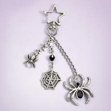 1PC Halloween Gothic Spider Chain Brooch Pin, Antique Silver‑Toned Star Web Dangle Lapel Pin For Party Costume Accessory - Silver - View 1
