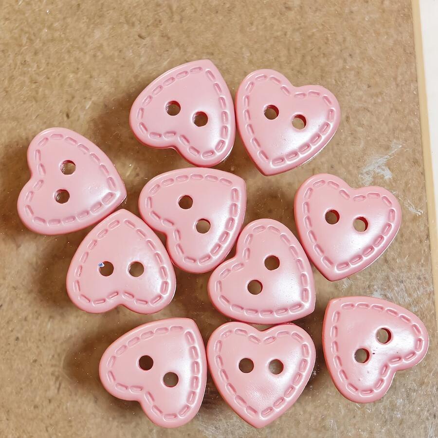 10/20pcs Heart-Shaped Two-Hole Buttons - Hand-Sewn Clothing Heart Buttons, DIY Handmade Sewing Supplies, Durable Plastic, Suitable For Sweaters, Pajamas, Knitwear, Hats, Embroidery, Needlework, Crochet And Handmade Crafts