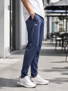 Under Armour 男士針織長褲 Twister Pant 保暖內裡 舒適柔軟 跑步訓練健身運動休閒 1379876-044 - 藍色 - 查看 4