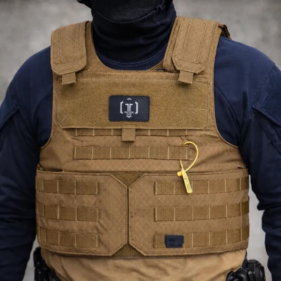 Tactical Vest TP Adjustable Plate Carrier - Coyote - View 1