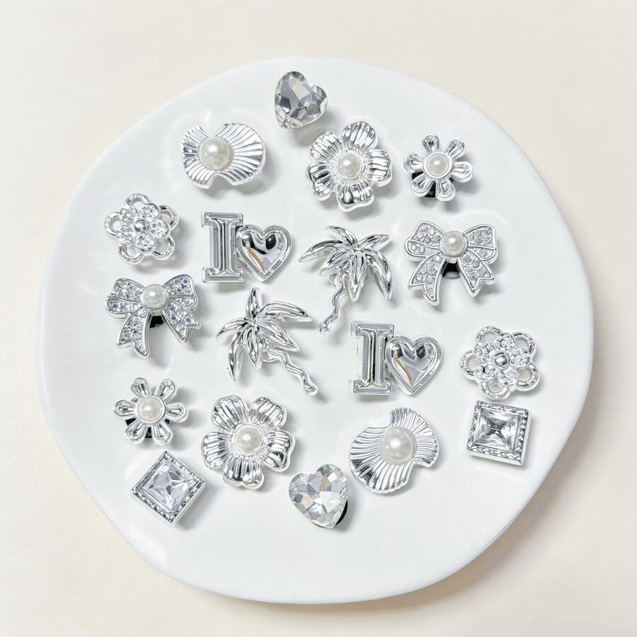 18pcs Silver Shoe Charms (Flowers, Trees, Bows) Suitable For Perforated Slippers DIY Decoration - Silver - View 1