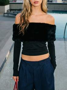Fashion Black Knit Long Sleeve Cold Shoulder Cropped Top With Faux Fur Detail, Creating A Stylish Look - Black - View 7