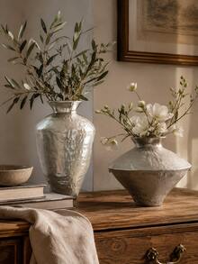 Silver Textured Vase, Sculptural Decorative Vase, Suitable For Living Room, Dining Table, Entryway Cabinet, Fireplace Mantel, Coffee Table, European Vintage Mediterranean Home Decor, Housewarming Wedding Gift - 1PC - View 5