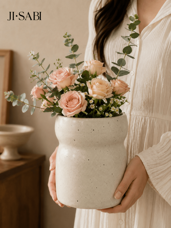 1pc Striped Vase, Retro Contrast Color Stripe Flower Vase, Ins Cute Tabletop Decorative Vase For Fresh Dried Flowers, Living Room Kitchen Shelf Home Decor, Multiple Colors