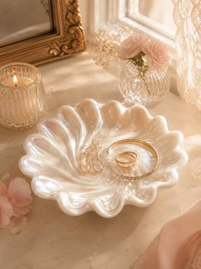 1pc Elegant Shell-Shaped Jewelry Tray, Luxury Vanity Storage Box For Rings, Earrings And Necklaces, Bedroom Dresser Decor Small Accessory Dish, Fashion Home Decor Gift