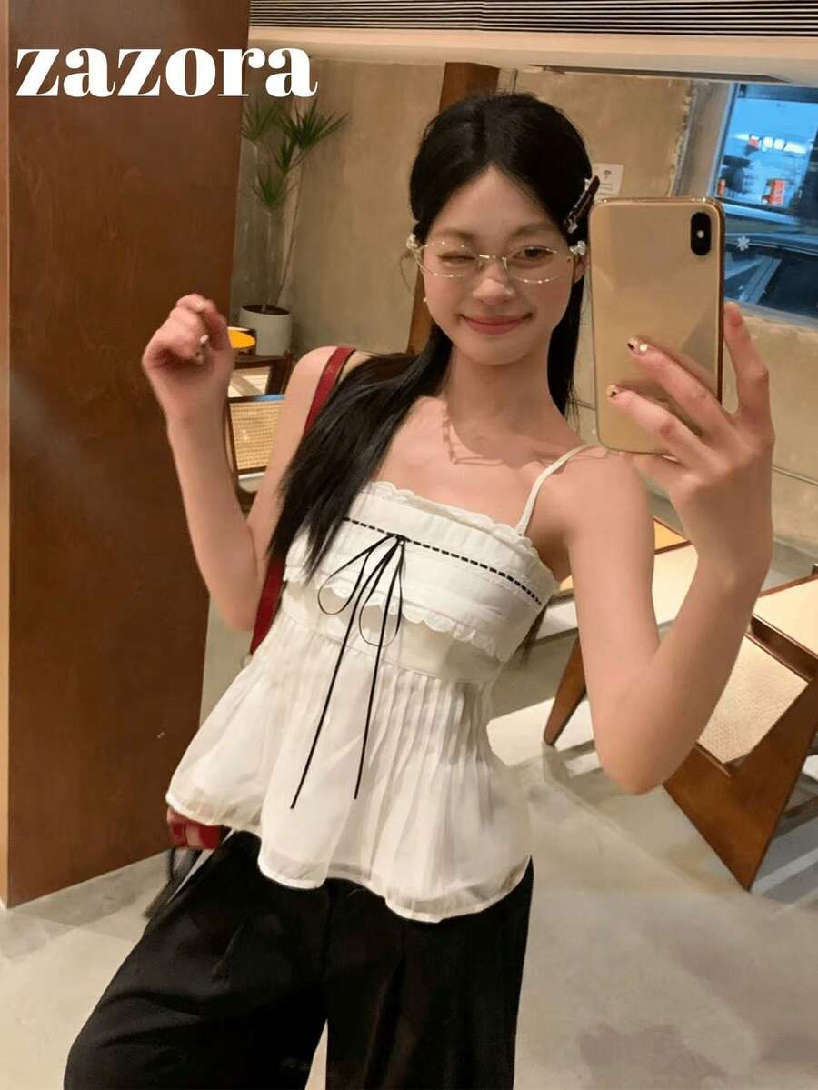 極簡性感風蕾絲細肩帶白色女款背心上衣，可拆卸肩帶，內搭或外穿，性感辣妹休閒夏季上衣