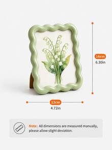 1pc Light Green Wavy Photo Frame, Cute Aesthetic Wavy Edge Picture Frame, Modern Desktop Decor, Suitable For Bedroom, Vanity, Desk, Dorm, Living Room, Home Decoration Gift - Fresh Green - View 9