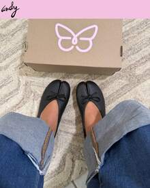 Women Flats - Black - View 3