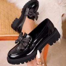Preppy Bow Decor Loafers Thick Sole Height-Increasing Slip-On Women's Casual Commuter Shoes - Black - View 3