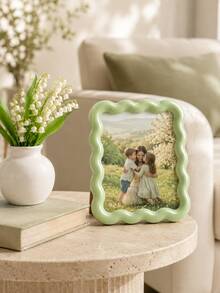 1pc Light Green Wavy Photo Frame, Cute Aesthetic Wavy Edge Picture Frame, Modern Desktop Decor, Suitable For Bedroom, Vanity, Desk, Dorm, Living Room, Home Decoration Gift - Fresh Green - View 8