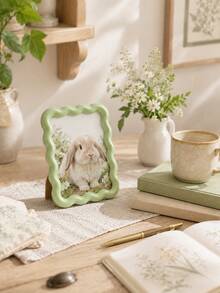 1pc Light Green Wavy Photo Frame, Cute Aesthetic Wavy Edge Picture Frame, Modern Desktop Decor, Suitable For Bedroom, Vanity, Desk, Dorm, Living Room, Home Decoration Gift - Fresh Green - View 3
