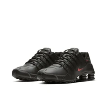 Sepatu lari low-top Nike berbahan kulit sintetis yang bernapas, menyerap guncangan, anti selip, dan tahan lama untuk pria, warna hitam dan merah. - Hitam - View 3