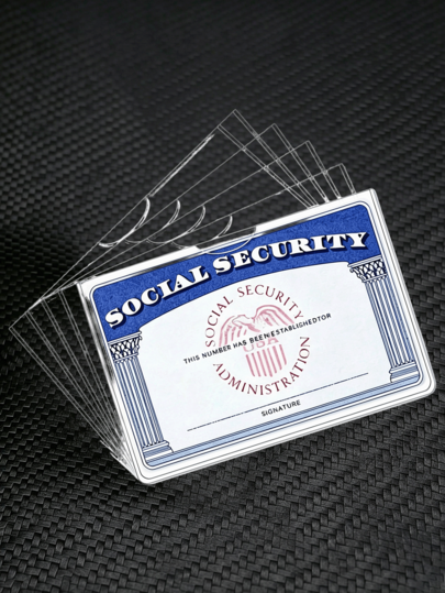1/5/10/20/30 piezas Funda de tarjeta de PVC transparente, protector de tarjeta de identificación impermeable y accesorio esencial para billeteras para enfermeras, credenciales de trabajo, billeteras de mujer, viajes y regalos para amigos
