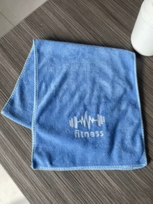 Handuk Olahraga Penyerap Keringat, Tersedia dalam 2 Ukuran, Terbuat dari Kain Mikrofiber, Desain Tepi Panjang, Lembut saat disentuh, Efektif menyerap keringat, Cocok untuk Gym, Lari, dan Olahraga Dalam/Luar Ruangan Lainnya - MultiWarna - View 16