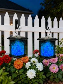 POSE UP 2/4pcs Solar Flame Clip Lights, Vintage Outdoor Hanging Lights, Realistic Flickering Flame Effect, IP44 Waterproof Warm White Solar Garden Lights, Yard Garden Porch Fence Decorative Lights, Halloween Christmas Holiday Party Decoration - Cabin Lamp - View 6