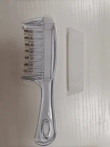 Transparent Hair Comb With Built-In Liquid Reservoir, Can Hold Hair Oil For Even Distribution, Ergonomic Handle For Comfortable Grip, Convenient And Practical Tool For Daily Home Hair Care - Multicolor - View 11