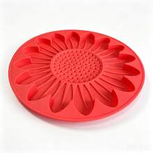 Reusable Sunflower Stepping Stone Mold, 15.7 Inch Concrete Stepping Stone Mold, Easy Release, DIY Garden Path Paving Stone, Suitable For Patio, Lawn Yard, Garden Walkway Decoration - Mold - View 11